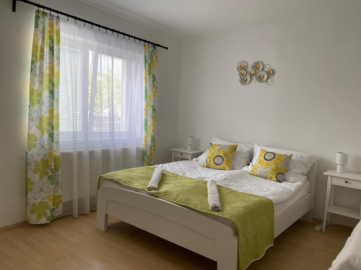 Kincso Vendeghaz Apartment Sárospatak Екстериор снимка