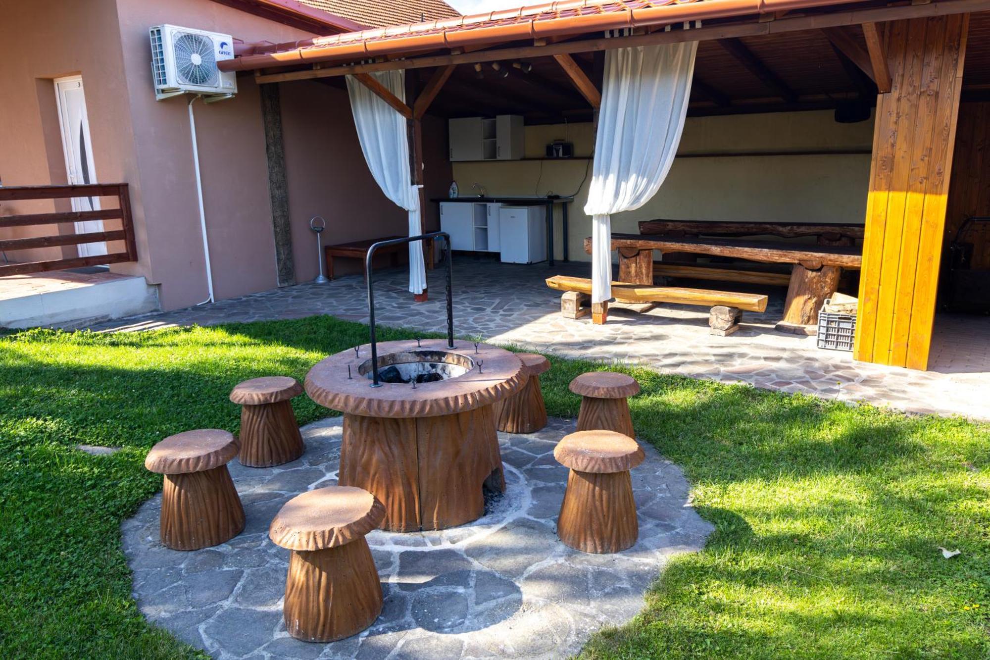 Kincso Vendeghaz Apartment Sárospatak Екстериор снимка
