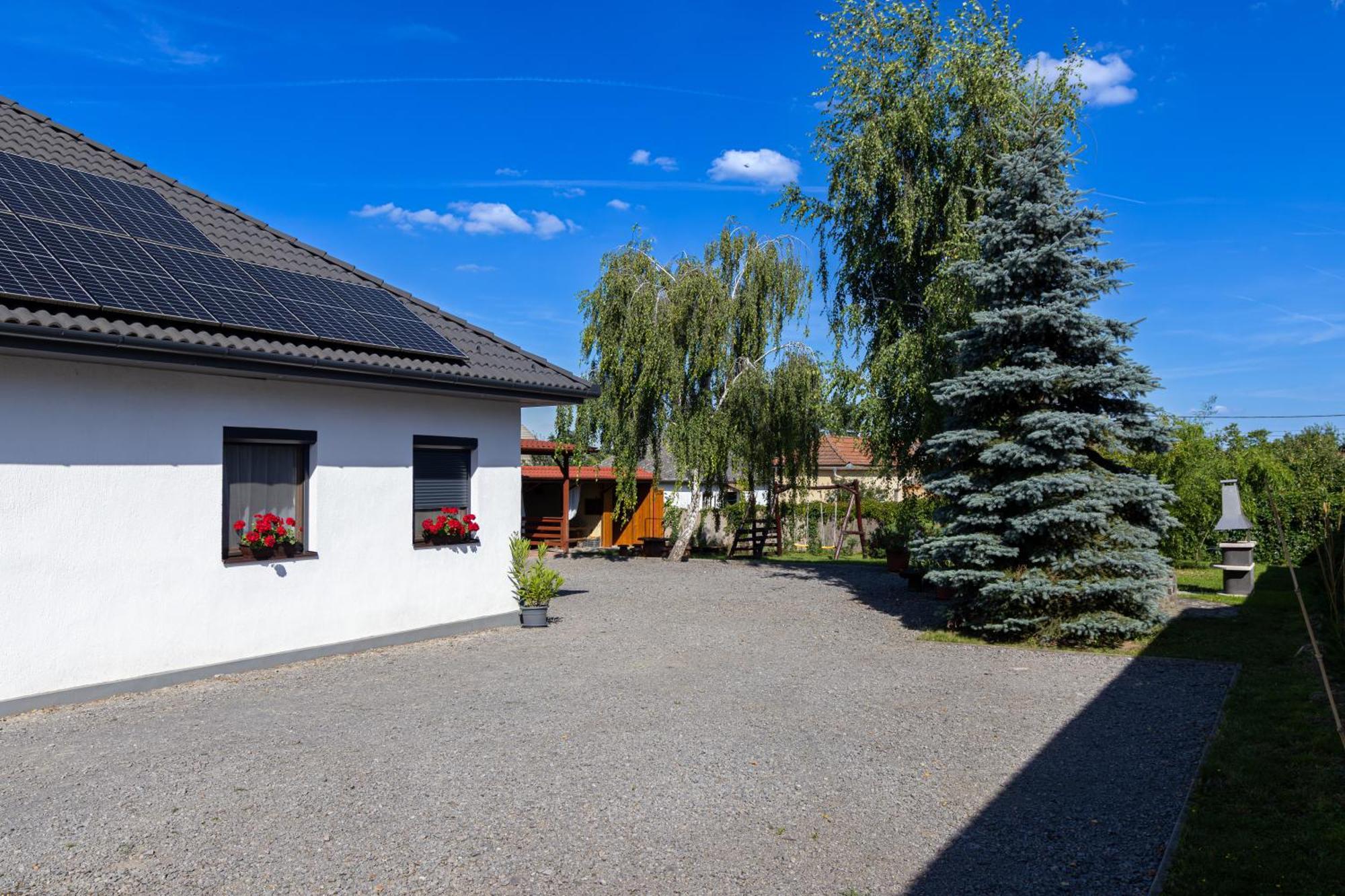 Kincso Vendeghaz Apartment Sárospatak Екстериор снимка
